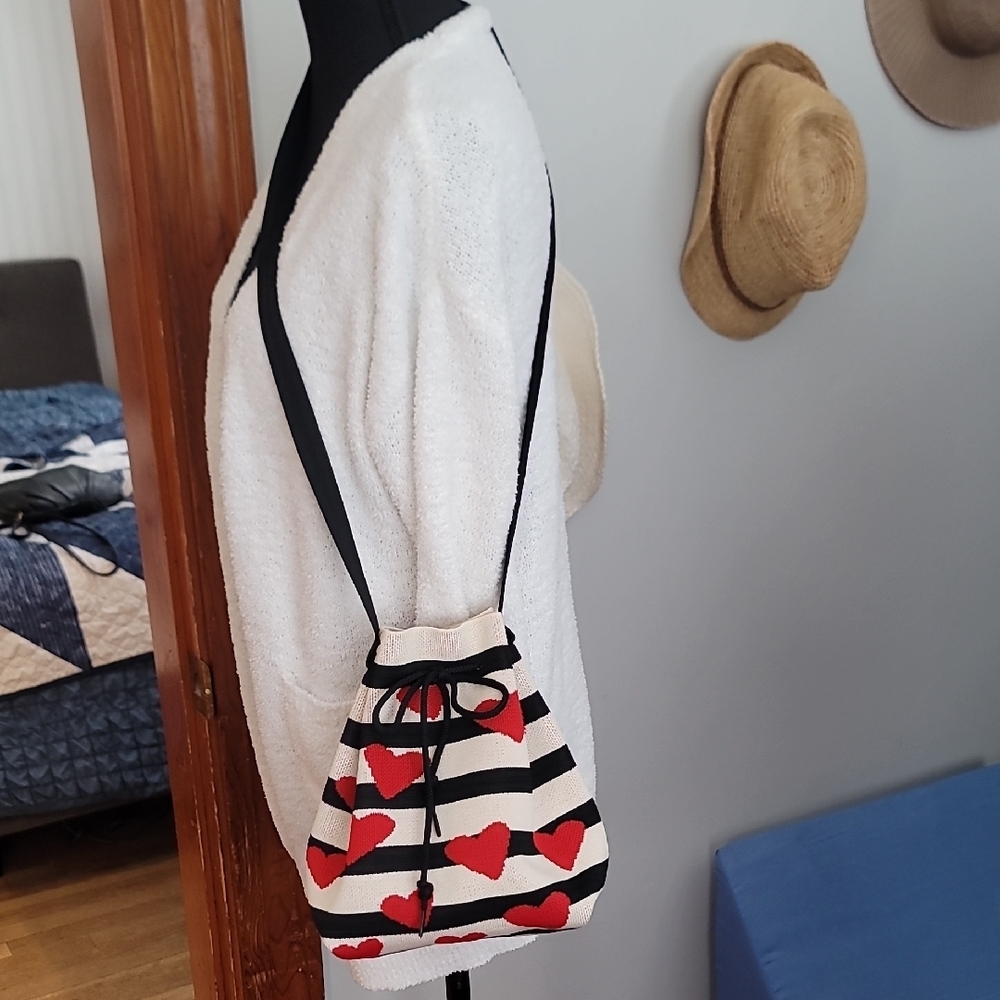 Stylish Heart Patterned Crossbody Bag